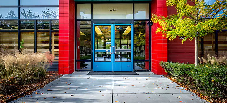 Roll Up Storefront Doors in Barrie, ON