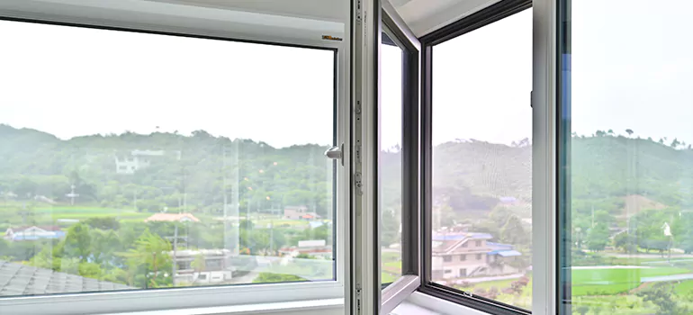 Large Triple Pane Windows in Barrie, ON