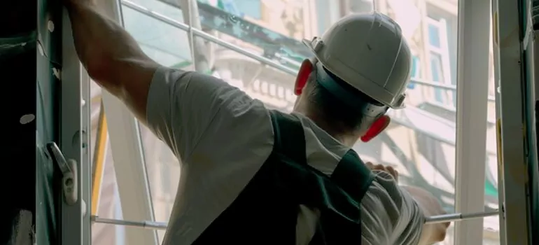Install Exterior Storm Windows in Barrie, ON