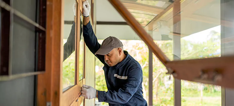 Double Hung Vinyl Window Sash Replacement in Barrie, ON